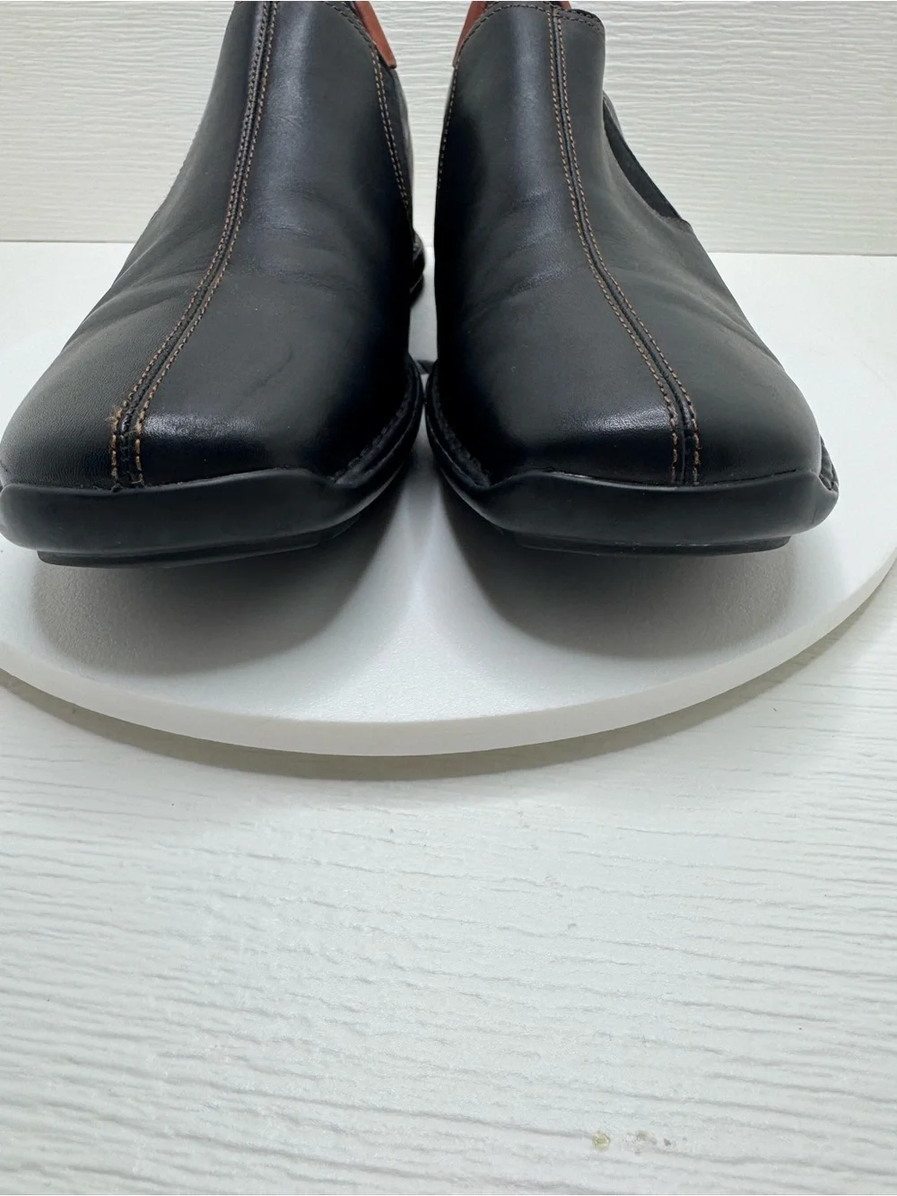 Cole Haan C24673 Black Leather Slip-On Loafers with Brown Accents